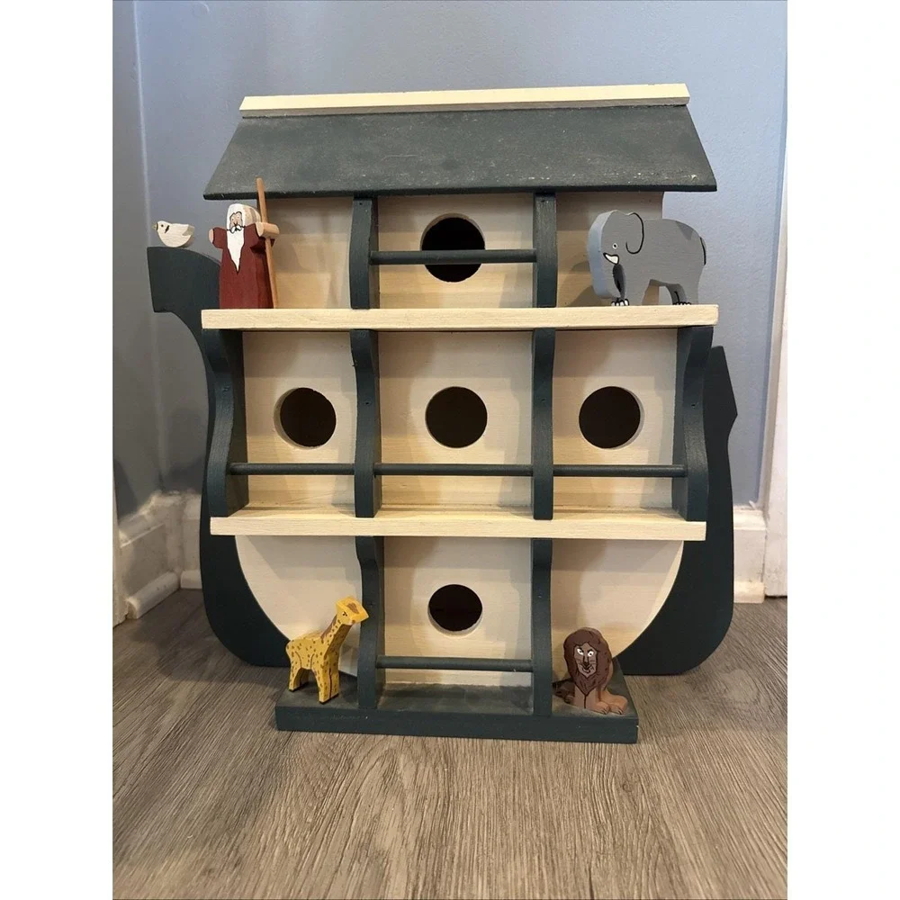 Noah's Arc Birdhouse/ Decor